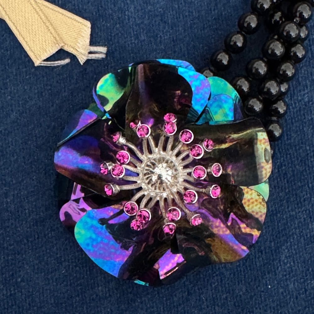 Miu Miu Iridiscent‎ Floral Crystal Bracelet - Picture 6 of 7